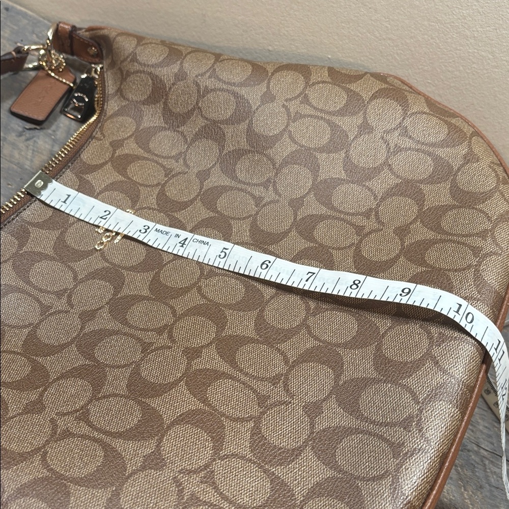 Coach Harley Hobo Tan signature C Shoulder Saddle Bag purse tote - Picture 15 of 16